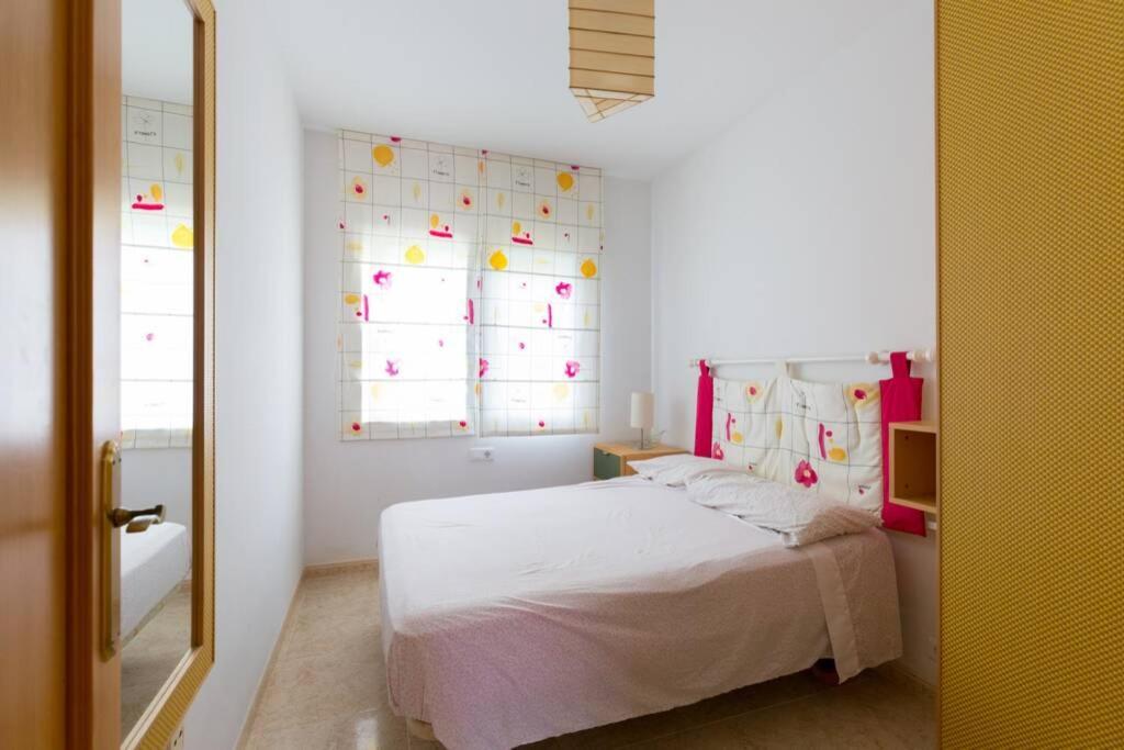 La Rapita - Apartamento De Dos Dormitorios Con Piscina Comunitaria Alcanar Εξωτερικό φωτογραφία