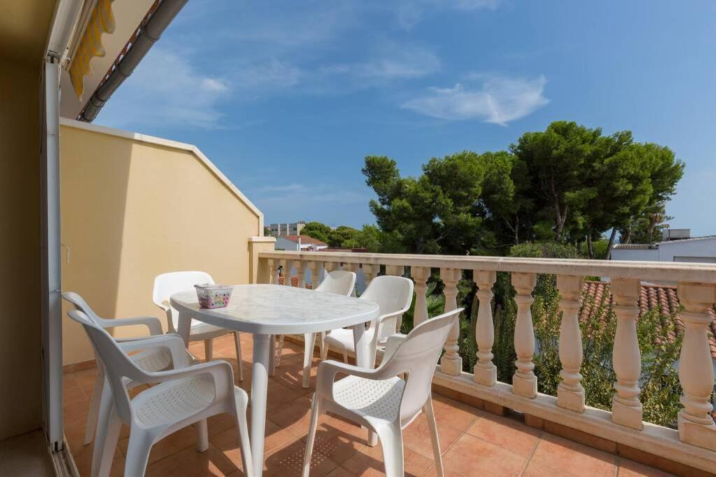 La Rapita - Apartamento De Dos Dormitorios Con Piscina Comunitaria Alcanar Εξωτερικό φωτογραφία